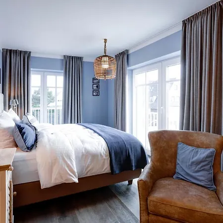 Hotel Seventy Seven *