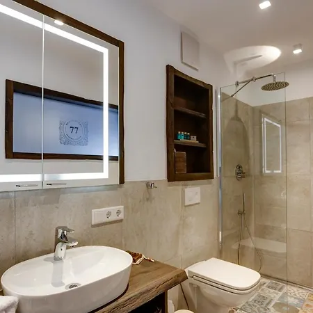 Seventy Seven * Timmendorfer Strand